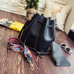 NEW MARSEILLE Drawstring Bucket Bag